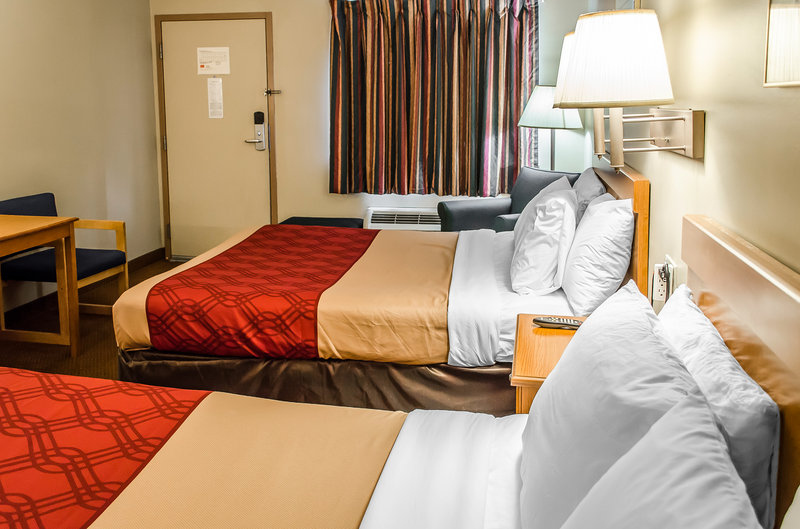 Econo Lodge - Hershey, PA