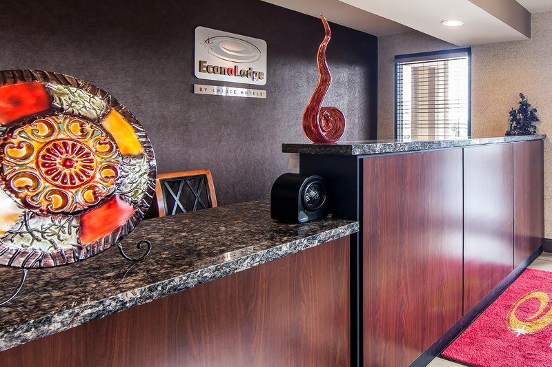 Econo Lodge - Lenoir City, TN