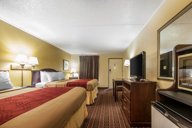 Econo Lodge - Lenoir City, TN