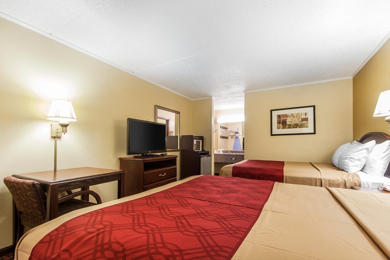 Econo Lodge - Lenoir City, TN