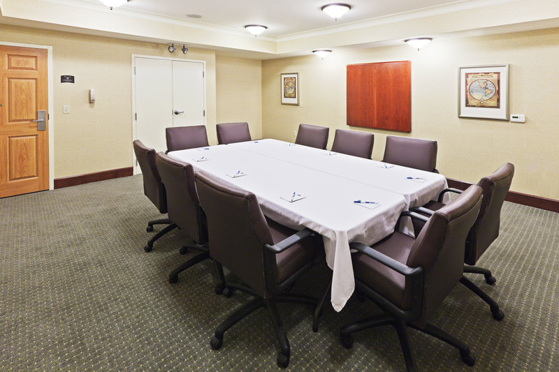 Staybridge Suites WICHITA - Wichita, KS