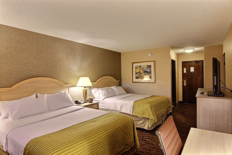 Holiday Inn - Fargo, ND