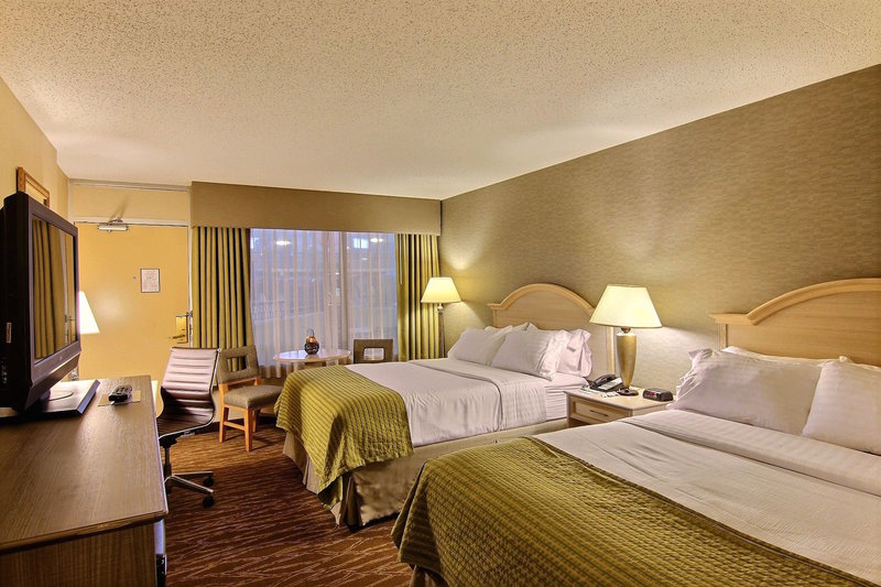 Holiday Inn - Fargo, ND