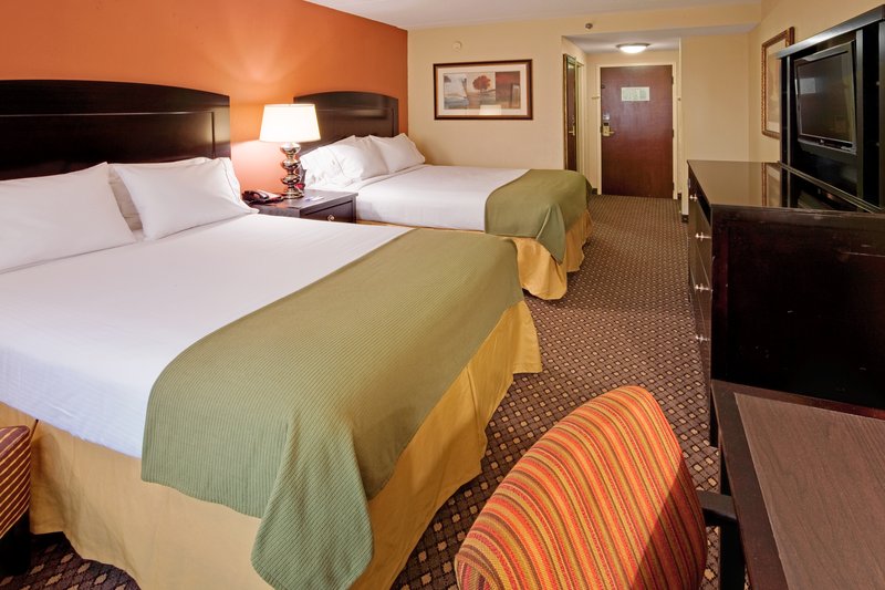 Holiday Inn Express Harrisburg East - Centerville, PA