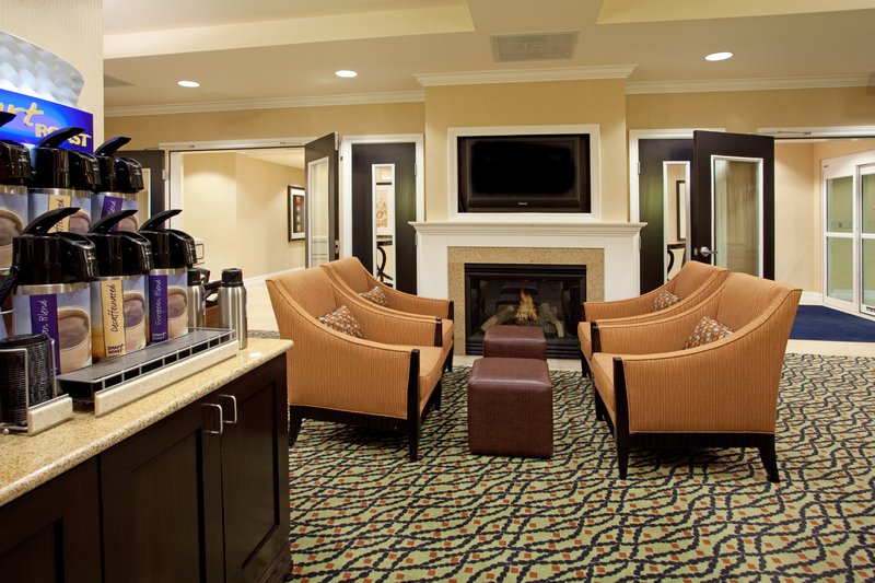 Holiday Inn Express & Suites NEWBERRY - Newberry, SC