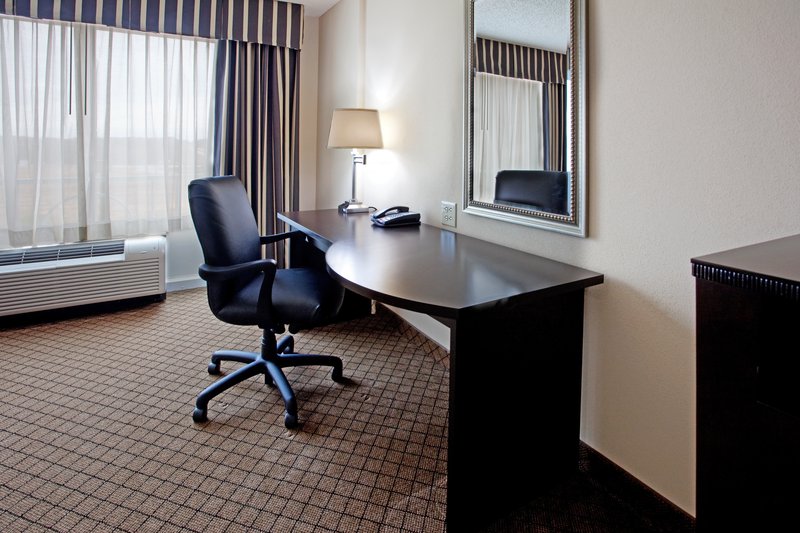 Holiday Inn Express & Suites NEWBERRY - Newberry, SC