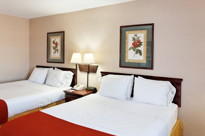 Holiday Inn Express METROPOLIS - Olmsted, IL