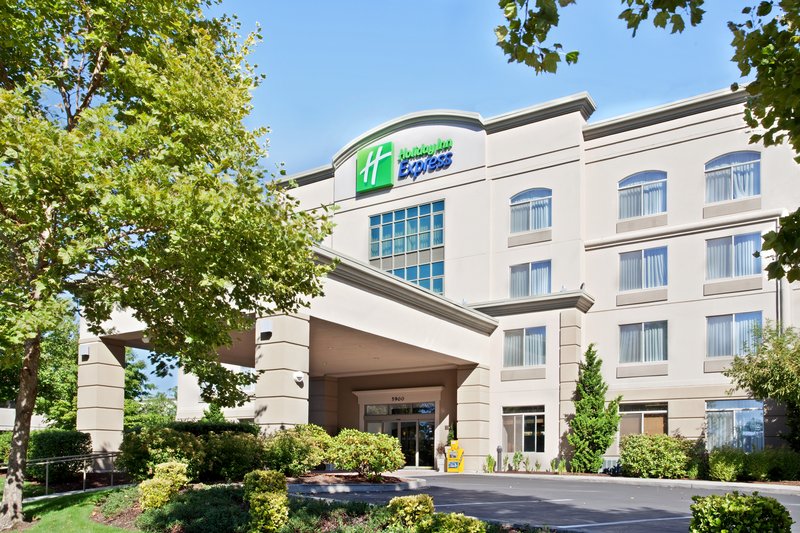 Holiday Inn Express PORTLAND WEST/HILLSBORO - Hillsboro, OR