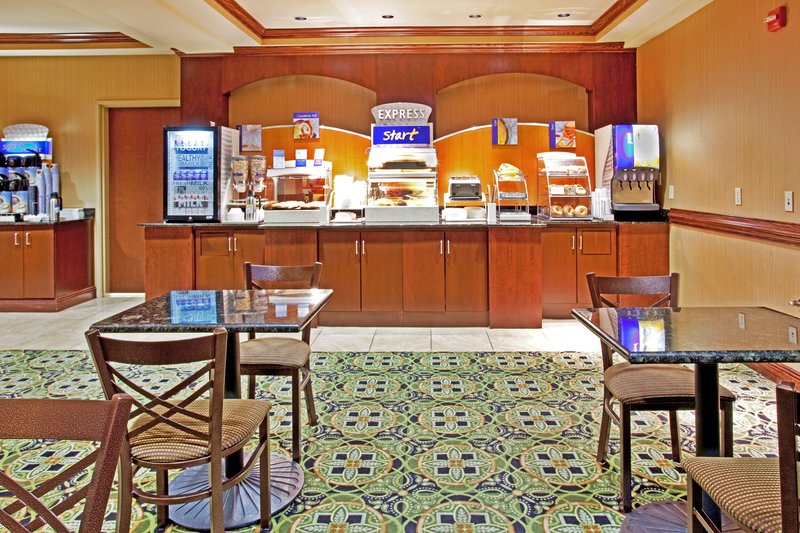 Holiday Inn Express & Suites BILOXI- OCEAN SPRINGS - Pearlington, MS