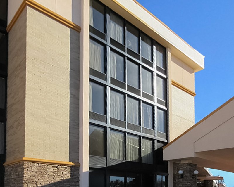 Comfort Inn & Suites - Memphis, TN