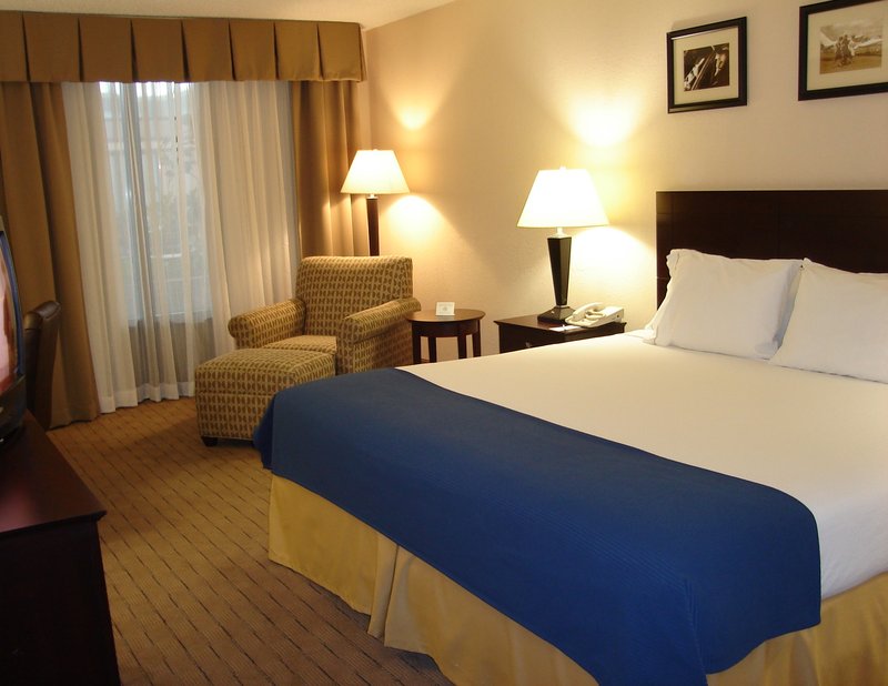 Holiday Inn Express LITTLE ROCK-AIRPORT - Little Rock, AR
