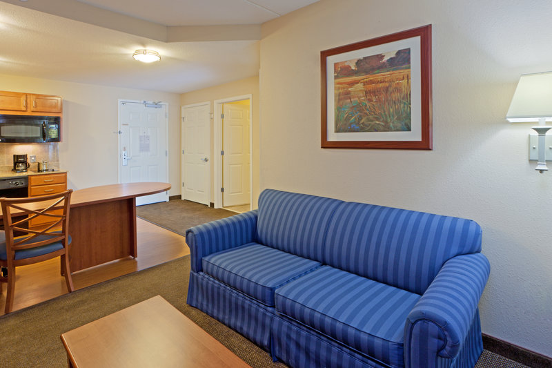 Candlewood Suites-Manassas - Woodbridge, VA