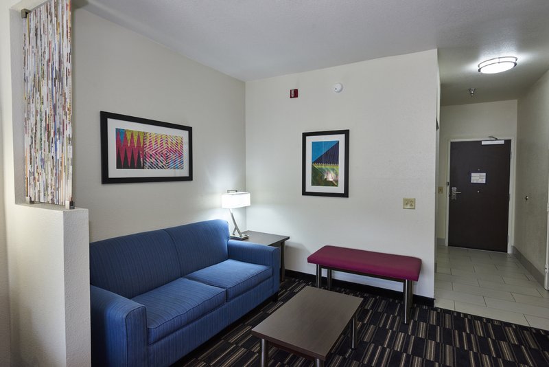 Holiday Inn Express - Pelham, AL