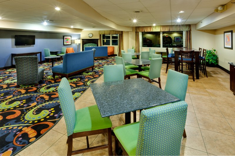 Holiday Inn Express OWEGO - Tioga Center, NY
