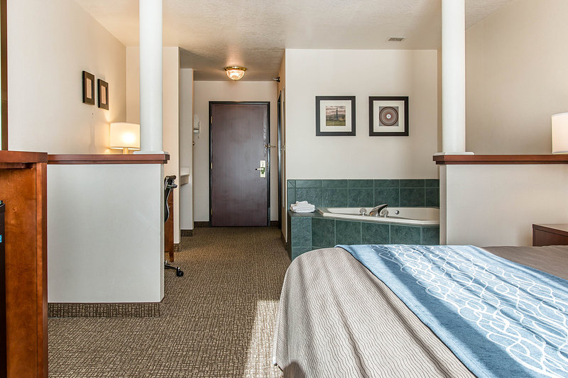 Comfort Inn - Bluffton, OH
