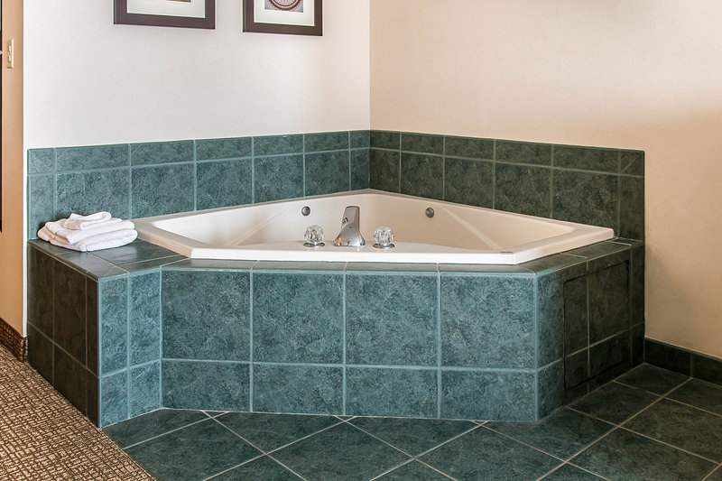 Comfort Inn - Bluffton, OH