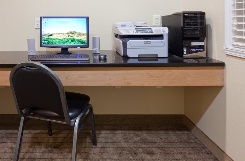 Holiday Inn Express DEVILS LAKE - Devils Lake, ND