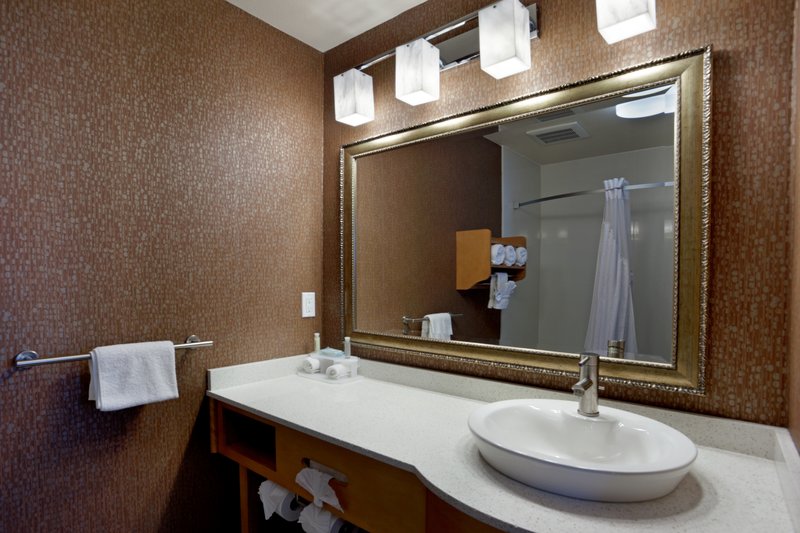 Holiday Inn Express-Monterey - Monterey, CA
