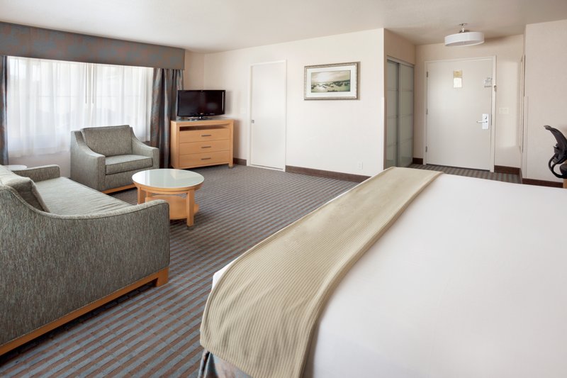 Holiday Inn Express-Monterey - Monterey, CA