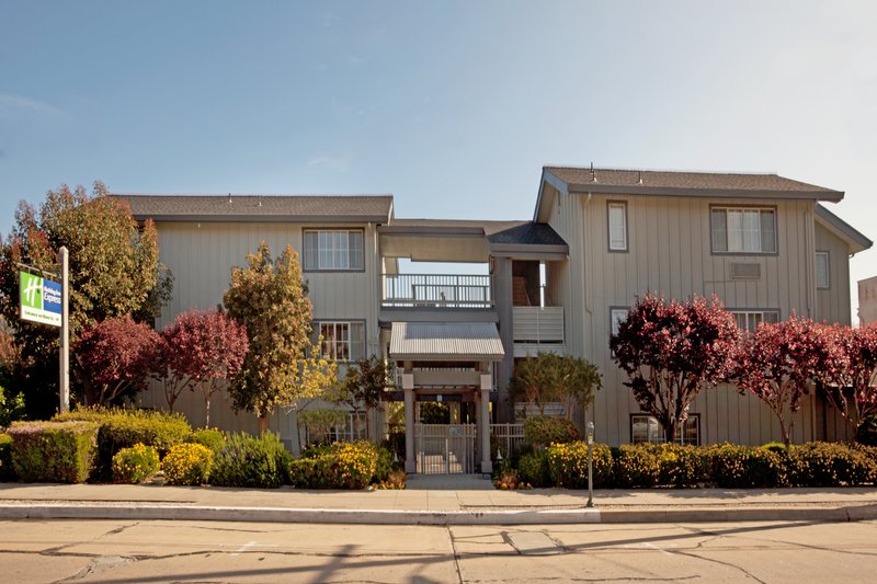 Holiday Inn Express-Monterey - Monterey, CA