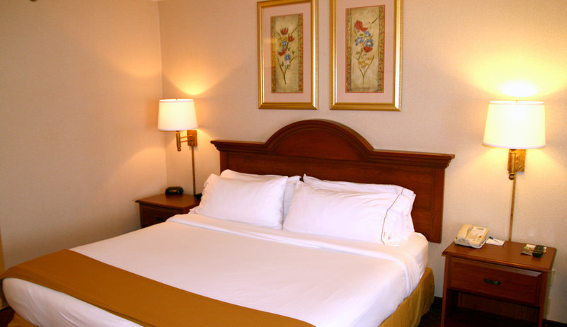 Holiday Inn Express LINCOLN - Lincoln, IL