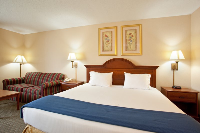Holiday Inn Express LINCOLN - Lincoln, IL