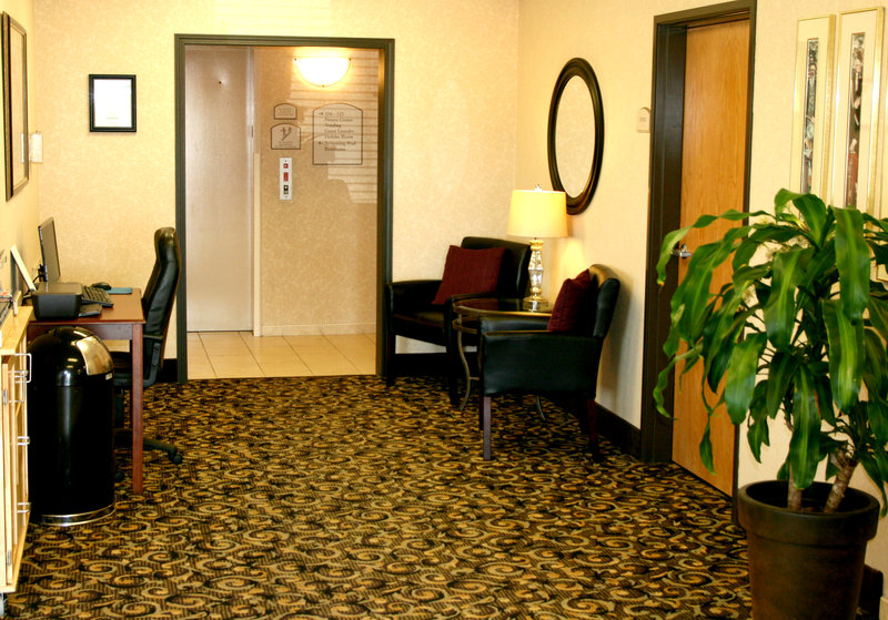 Holiday Inn Express LINCOLN - Lincoln, IL