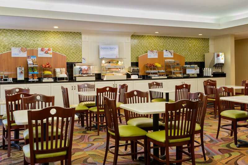 Holiday Inn Express & Suites SAVANNAH - MIDTOWN - Savannah, GA