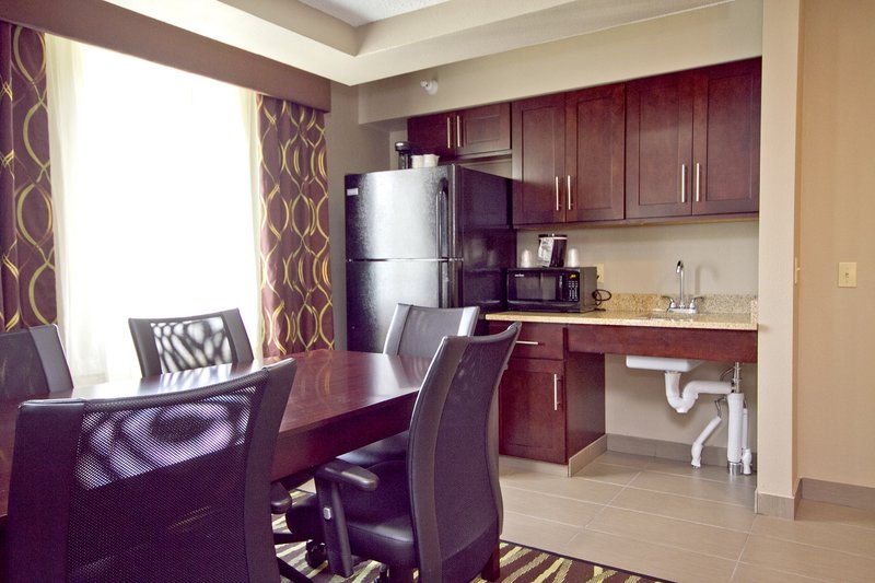 Holiday Inn Express ADRIAN - Adrian, MI