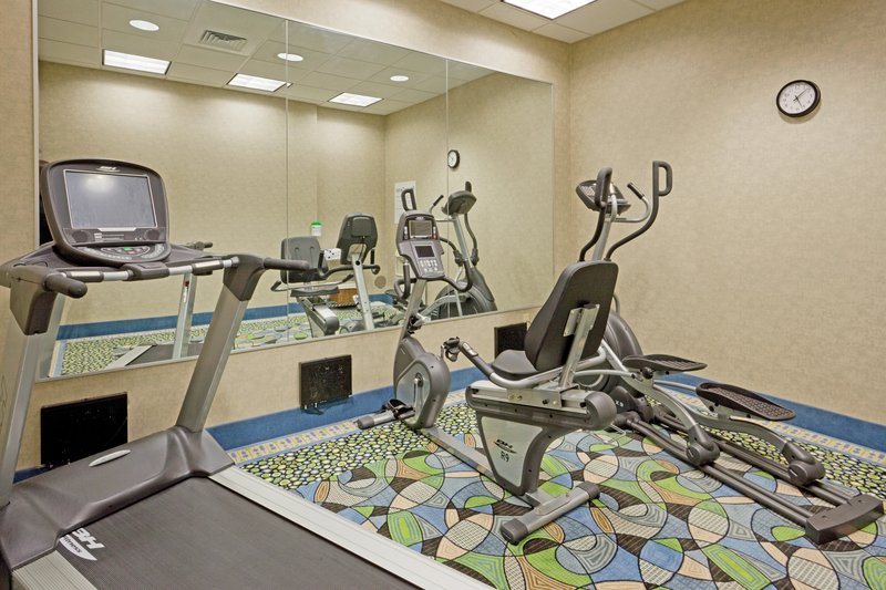 Holiday Inn Express PLAINVILLE - FOXBORO AREA - Quincy, MA