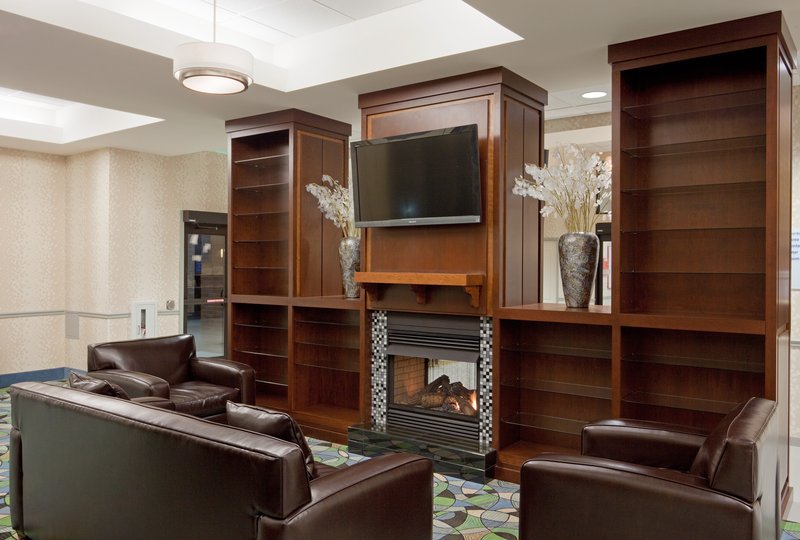 Holiday Inn Express PLAINVILLE - FOXBORO AREA - Quincy, MA