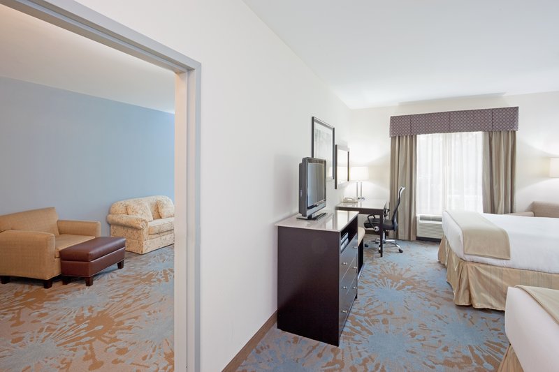 Holiday Inn Express PLAINVILLE - FOXBORO AREA - Quincy, MA