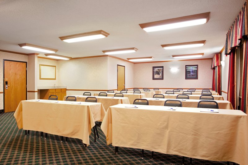 Holiday Inn Express OTTAWA - Ottawa, IL