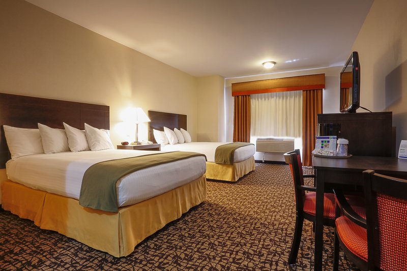 Holiday Inn Express Oakdale - Oakdale, CA