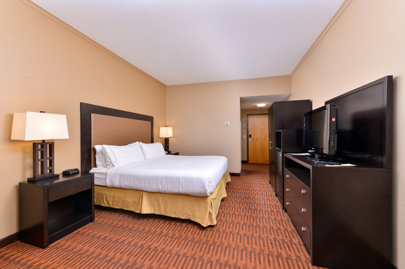 Holiday Inn Express BREEZEWOOD - Wood, PA