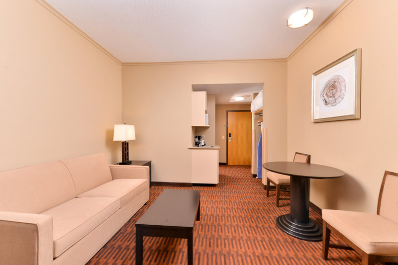 Holiday Inn Express BREEZEWOOD - Wood, PA