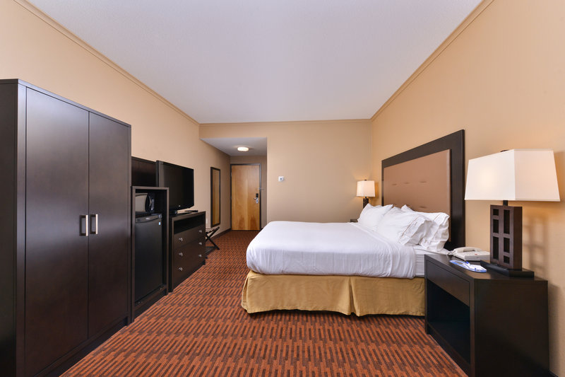 Holiday Inn Express BREEZEWOOD - Wood, PA