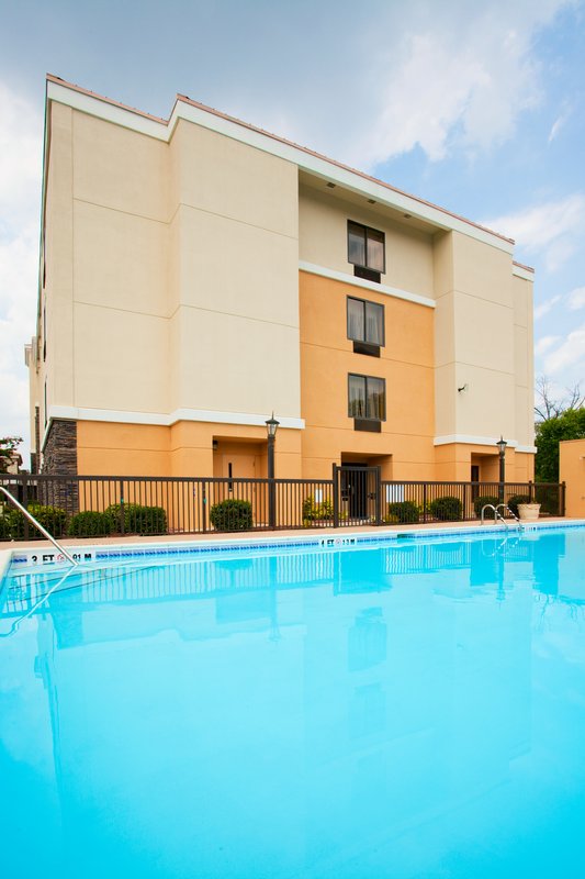 Holiday Inn Express RALEIGH-DURHAM AIRPORT - New Hill, NC