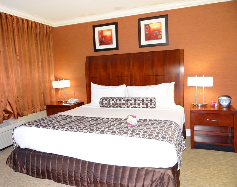 Crowne Plaza MONROE SOUTH BRUNSWICK - Monroe Township, NJ