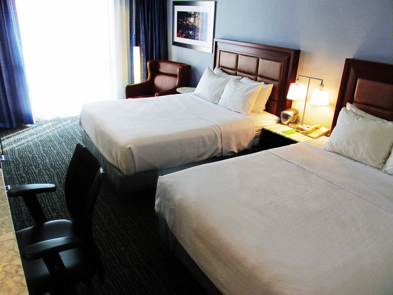 Crowne Plaza-Springfield - Mount Pulaski, IL