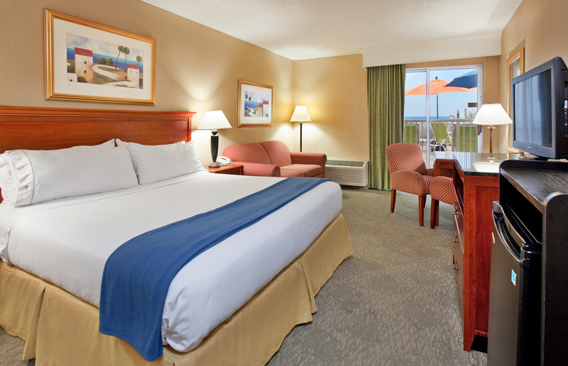 Holiday Inn Express Orange Beach-On The Beach - Rackerby, CA