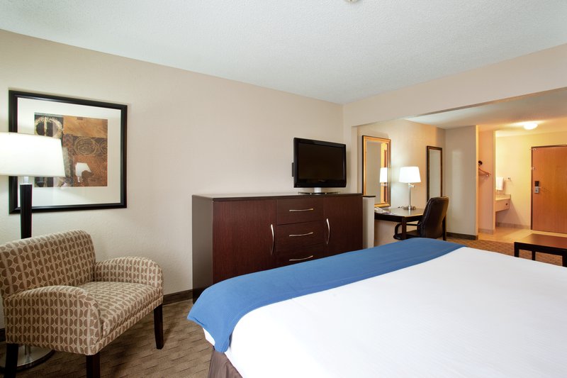 Holiday Inn Express TUSCOLA - Sadorus, IL