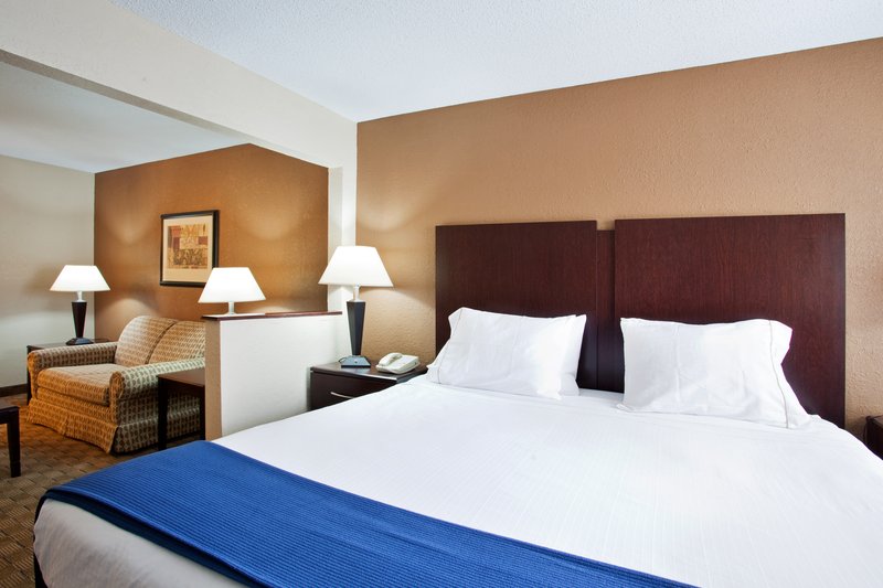 Holiday Inn Express TUSCOLA - Sadorus, IL