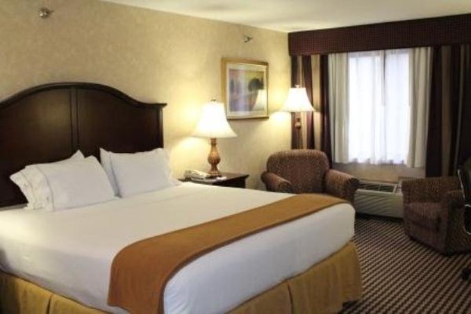 Crowne Plaza SADDLE BROOK - Palisades Park, NJ