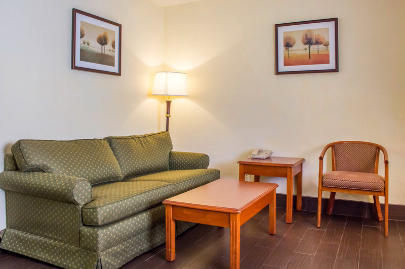 Suburban Extended Stay Hotel Near Asu - Tempe, AZ