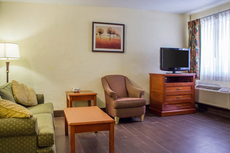 Suburban Extended Stay Hotel Near Asu - Tempe, AZ