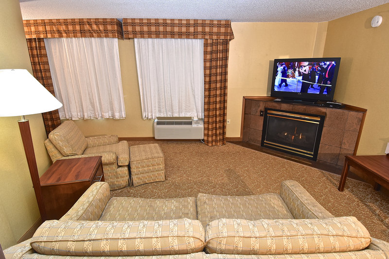 Holiday Inn Express Hotel & Suites Fenton - Fenton, MO