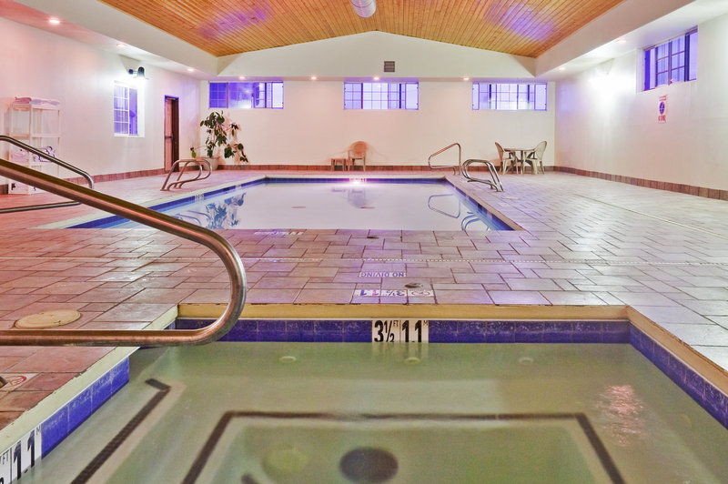 Holiday Inn Express - Santa Rosa, NM