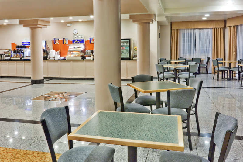 Holiday Inn Express - Santa Rosa, NM