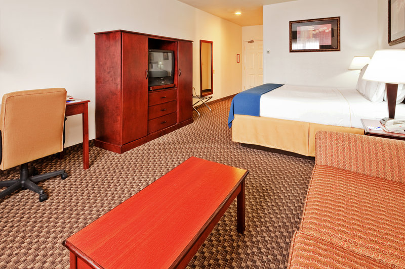Holiday Inn Express - Santa Rosa, NM